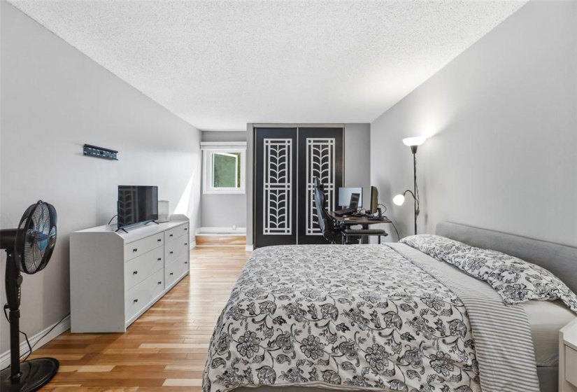 109 Swindon, 2 Bedroom Bedrooms, 7 Room Rooms,1 BathroomBathrooms,Condominium,For Sale,Swindon,0
