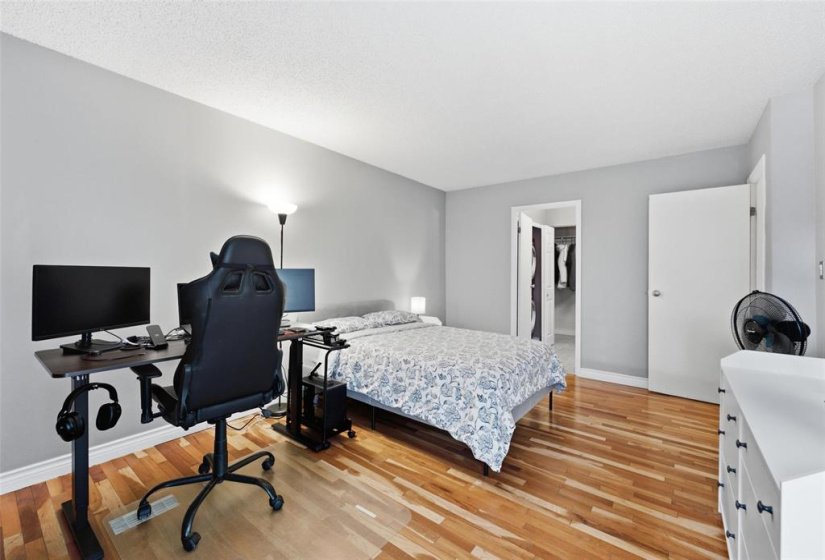 109 Swindon, 2 Bedroom Bedrooms, 7 Room Rooms,1 BathroomBathrooms,Condominium,For Sale,Swindon,0