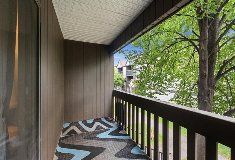 109 Swindon, 2 Bedroom Bedrooms, 7 Room Rooms,1 BathroomBathrooms,Condominium,For Sale,Swindon,0