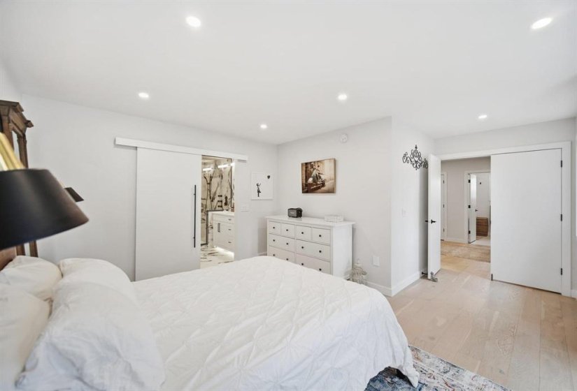 86 Hookway, 4 Bedroom Bedrooms, 15 Room Rooms,3 BathroomBathrooms,Residential,For Sale,Hookway,0