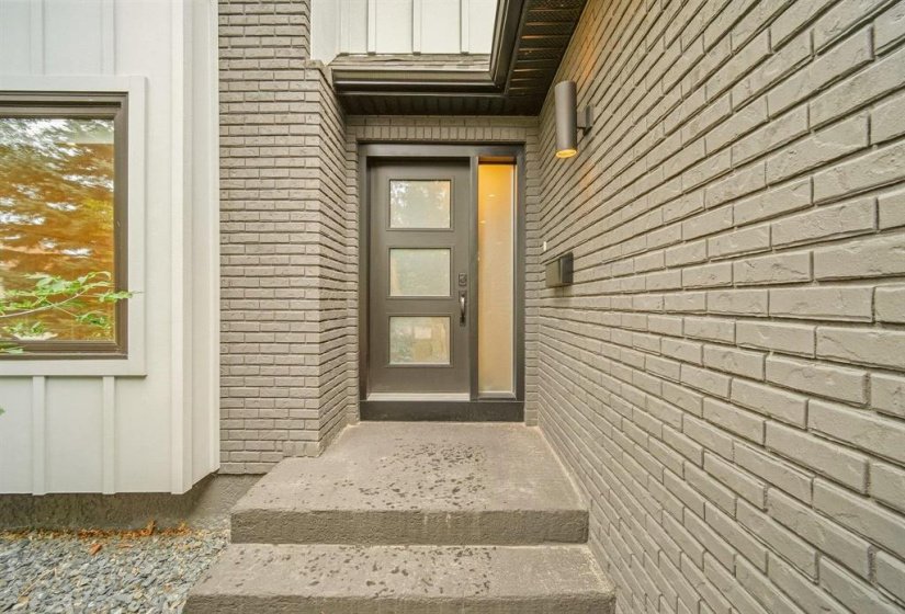 86 Hookway, 4 Bedroom Bedrooms, 15 Room Rooms,3 BathroomBathrooms,Residential,For Sale,Hookway,0