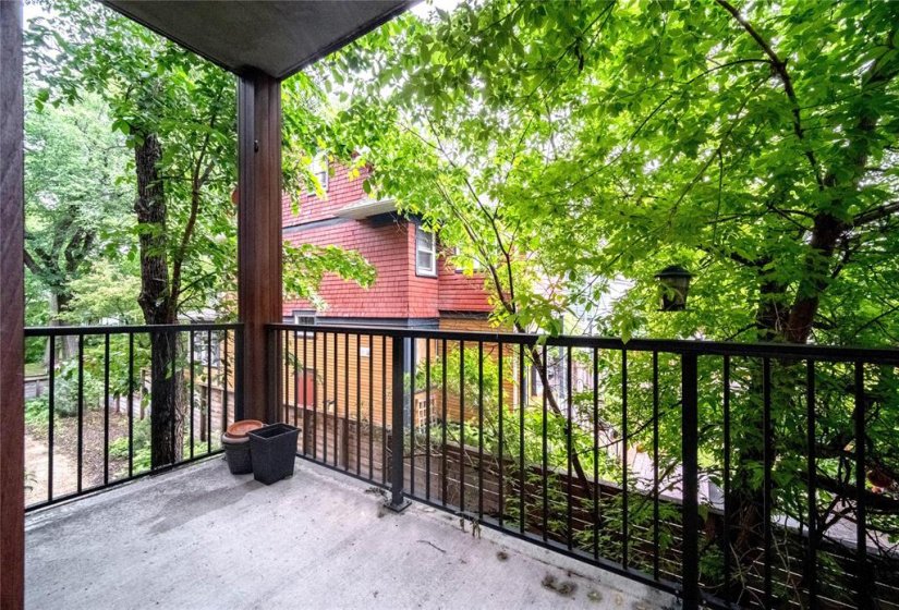 958 McMillan, 2 Bedroom Bedrooms, 9 Room Rooms,2 BathroomBathrooms,Condominium,For Sale,McMillan,0