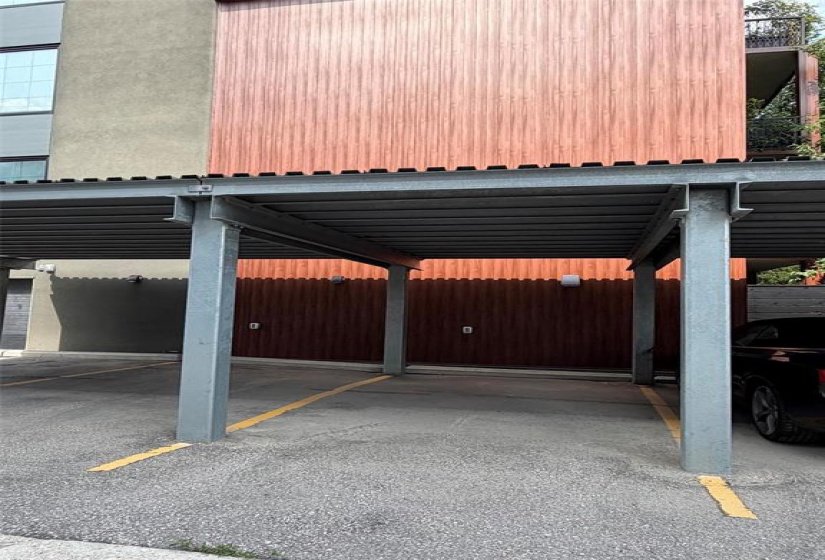 958 McMillan, 2 Bedroom Bedrooms, 9 Room Rooms,2 BathroomBathrooms,Condominium,For Sale,McMillan,0