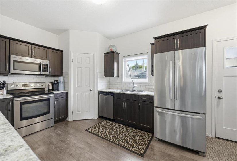 86 Ellesmere, 4 Bedroom Bedrooms, 12 Room Rooms,2 BathroomBathrooms,Residential,For Sale,Ellesmere,0