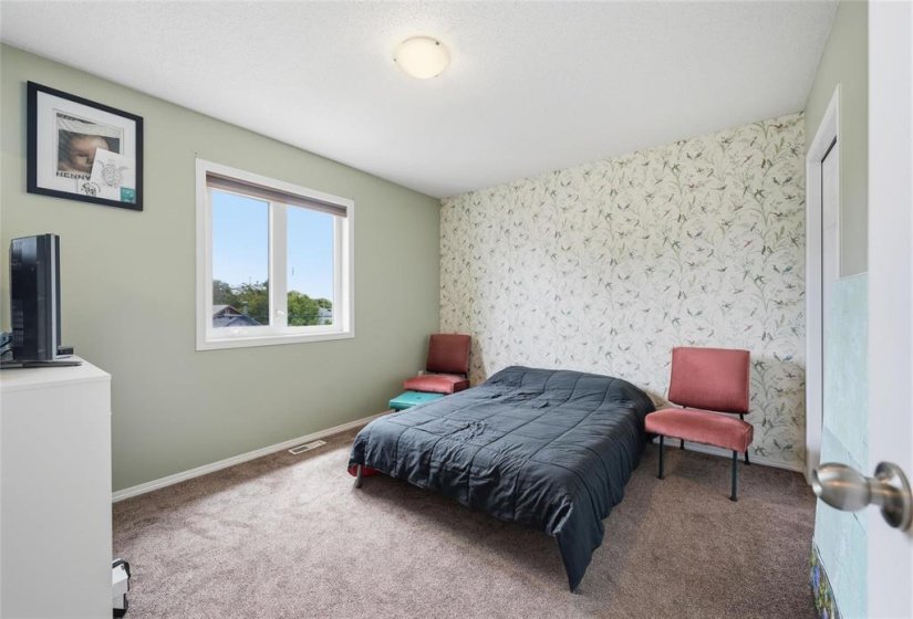 86 Ellesmere, 4 Bedroom Bedrooms, 12 Room Rooms,2 BathroomBathrooms,Residential,For Sale,Ellesmere,0