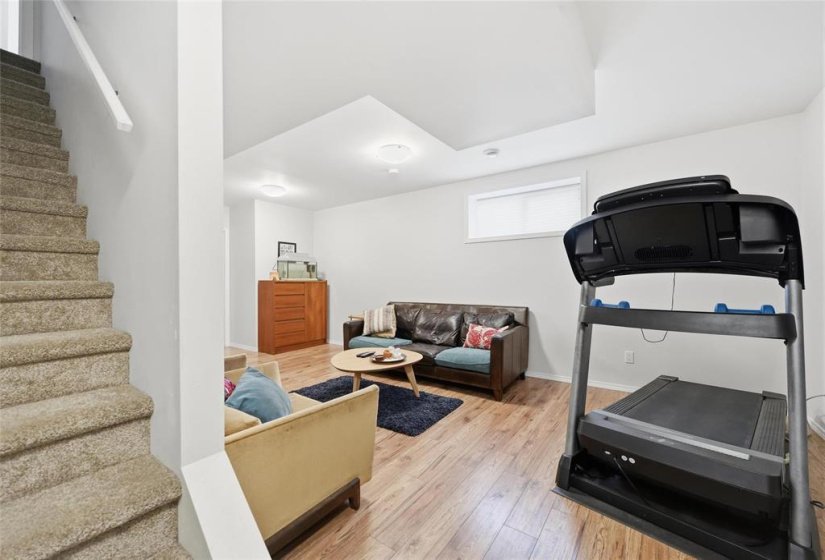 86 Ellesmere, 4 Bedroom Bedrooms, 12 Room Rooms,2 BathroomBathrooms,Residential,For Sale,Ellesmere,0