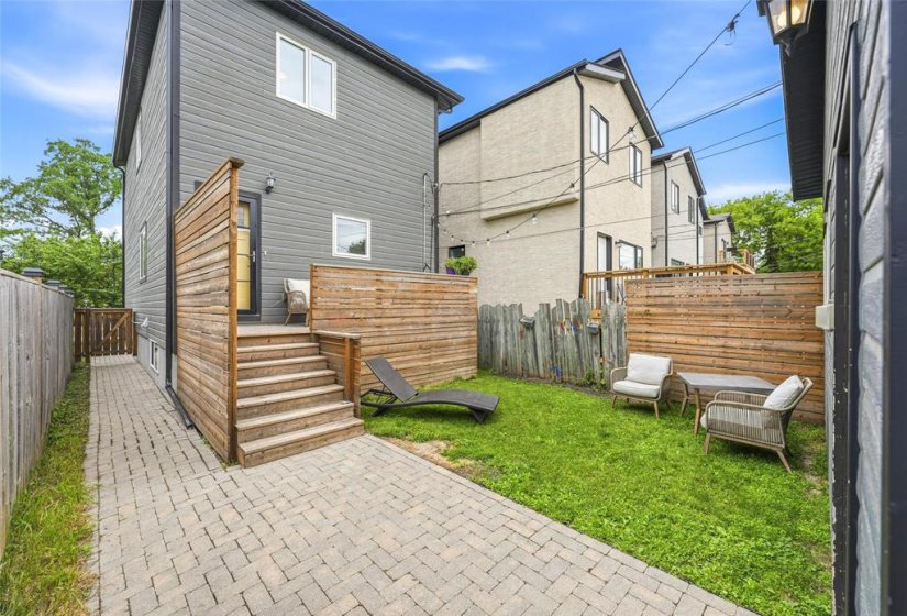 86 Ellesmere, 4 Bedroom Bedrooms, 12 Room Rooms,2 BathroomBathrooms,Residential,For Sale,Ellesmere,0