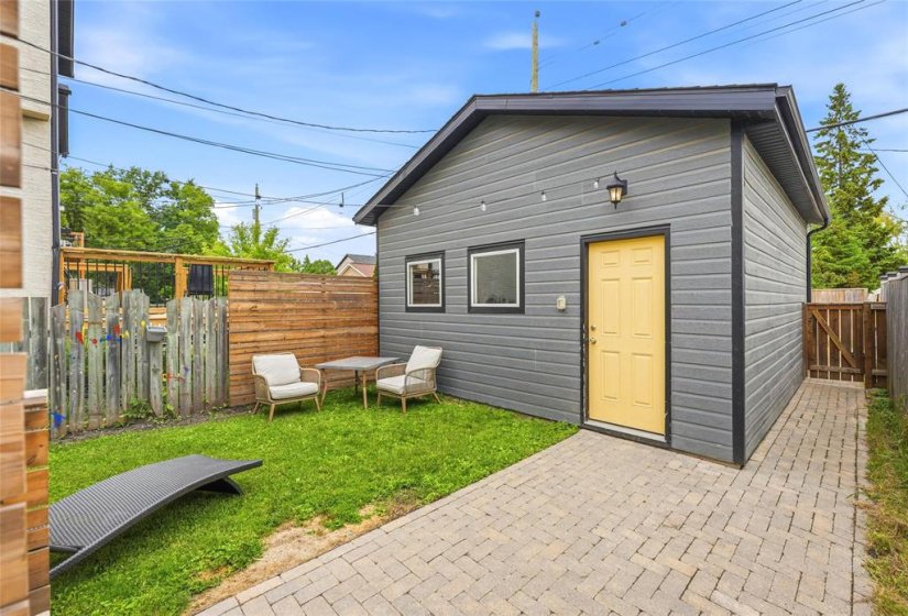 86 Ellesmere, 4 Bedroom Bedrooms, 12 Room Rooms,2 BathroomBathrooms,Residential,For Sale,Ellesmere,0