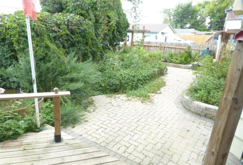 600 Goulding, 3 Bedroom Bedrooms, 10 Room Rooms,2 BathroomBathrooms,Residential,For Sale,Goulding,0
