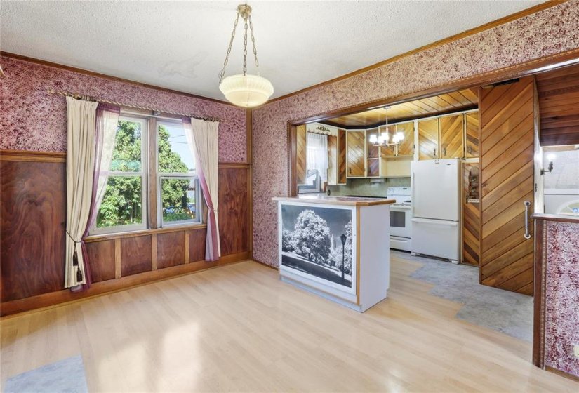 600 Goulding, 3 Bedroom Bedrooms, 10 Room Rooms,2 BathroomBathrooms,Residential,For Sale,Goulding,0