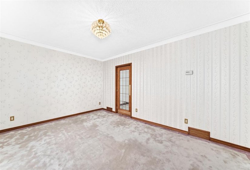 1205 Ashburn, 2 Bedroom Bedrooms, 10 Room Rooms,2 BathroomBathrooms,Residential,For Sale,Ashburn,0