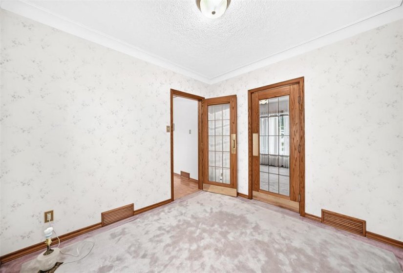 1205 Ashburn, 2 Bedroom Bedrooms, 10 Room Rooms,2 BathroomBathrooms,Residential,For Sale,Ashburn,0
