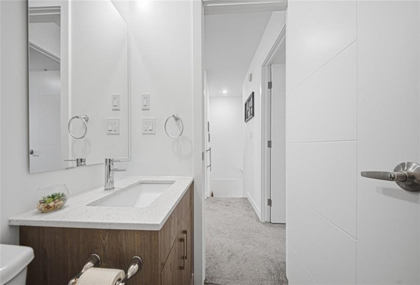 1580 Ravelston, 4 Bedroom Bedrooms, 11 Room Rooms,3 BathroomBathrooms,Condominium,For Sale,Ravelston,0