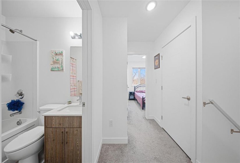1580 Ravelston, 4 Bedroom Bedrooms, 11 Room Rooms,3 BathroomBathrooms,Condominium,For Sale,Ravelston,0