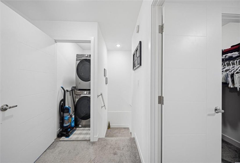 1580 Ravelston, 4 Bedroom Bedrooms, 11 Room Rooms,3 BathroomBathrooms,Condominium,For Sale,Ravelston,0