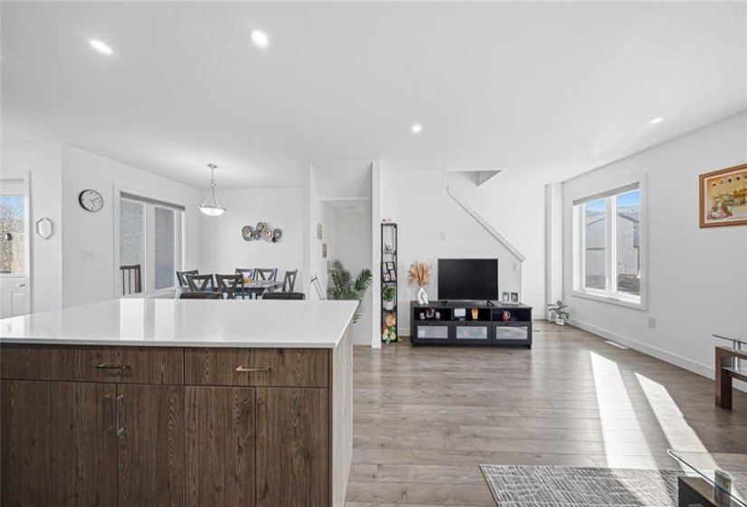 1580 Ravelston, 4 Bedroom Bedrooms, 11 Room Rooms,3 BathroomBathrooms,Condominium,For Sale,Ravelston,0
