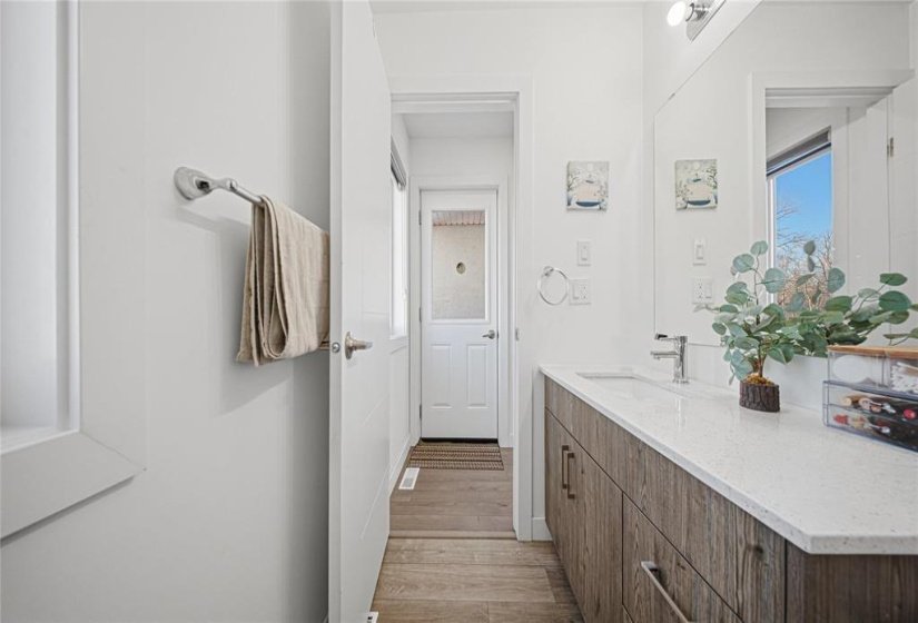 1580 Ravelston, 4 Bedroom Bedrooms, 11 Room Rooms,3 BathroomBathrooms,Condominium,For Sale,Ravelston,0