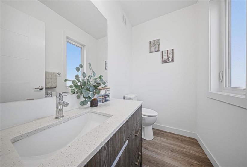 1580 Ravelston, 4 Bedroom Bedrooms, 11 Room Rooms,3 BathroomBathrooms,Condominium,For Sale,Ravelston,0