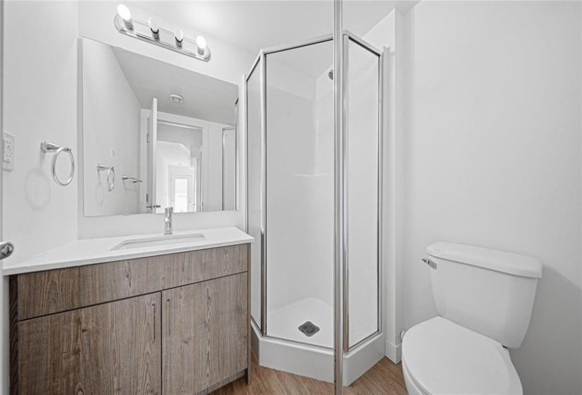 1580 Ravelston, 4 Bedroom Bedrooms, 11 Room Rooms,3 BathroomBathrooms,Condominium,For Sale,Ravelston,0