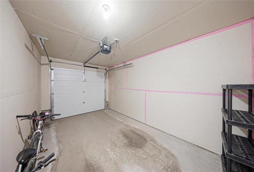 1580 Ravelston, 4 Bedroom Bedrooms, 11 Room Rooms,3 BathroomBathrooms,Condominium,For Sale,Ravelston,0