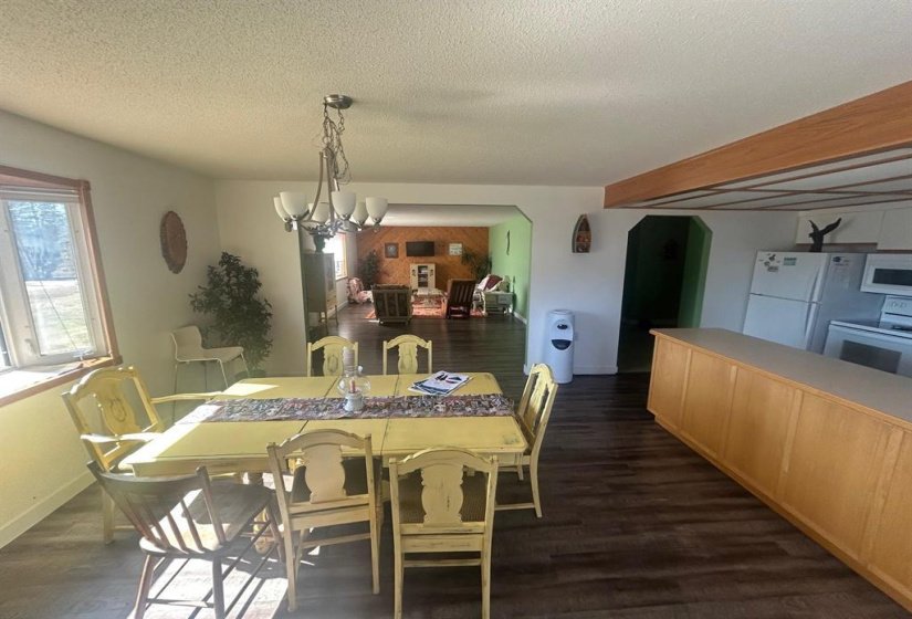 251 Kens, 3 Bedroom Bedrooms, 12 Room Rooms,2 BathroomBathrooms,Residential,For Sale,Kens,0