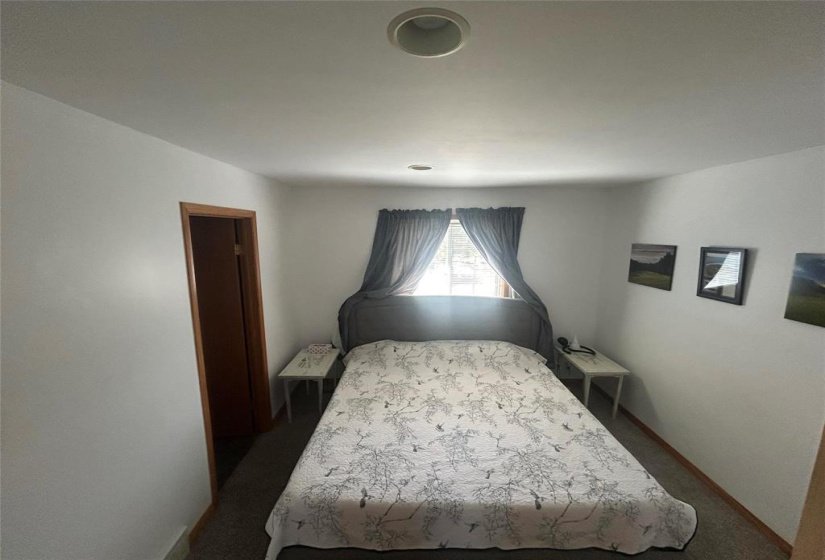251 Kens, 3 Bedroom Bedrooms, 12 Room Rooms,2 BathroomBathrooms,Residential,For Sale,Kens,0