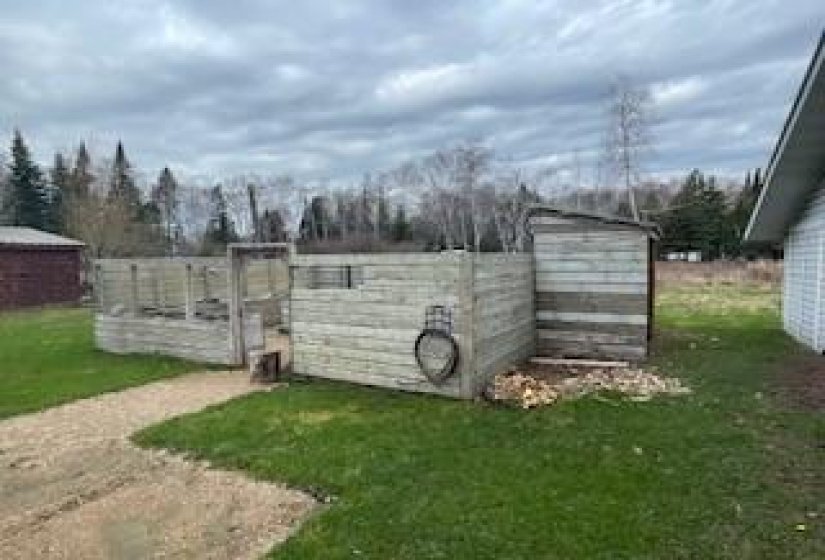 251 Kens, 3 Bedroom Bedrooms, 12 Room Rooms,2 BathroomBathrooms,Residential,For Sale,Kens,0