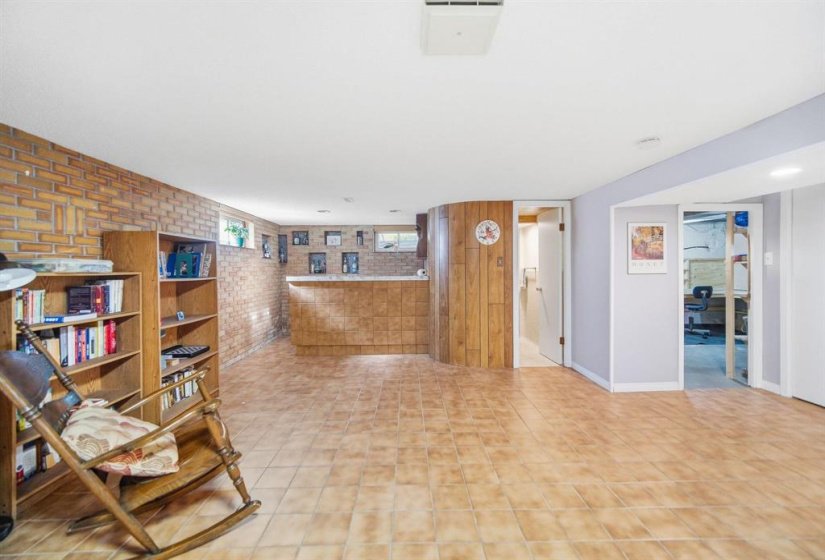 727 Waterloo, 4 Bedroom Bedrooms, 12 Room Rooms,2 BathroomBathrooms,Residential,For Sale,Waterloo,0