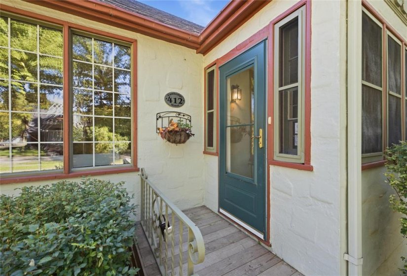 412 Cambridge, 2 Bedroom Bedrooms, 10 Room Rooms,2 BathroomBathrooms,Residential,For Sale,Cambridge,0