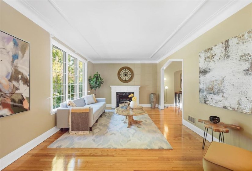412 Cambridge, 2 Bedroom Bedrooms, 10 Room Rooms,2 BathroomBathrooms,Residential,For Sale,Cambridge,0