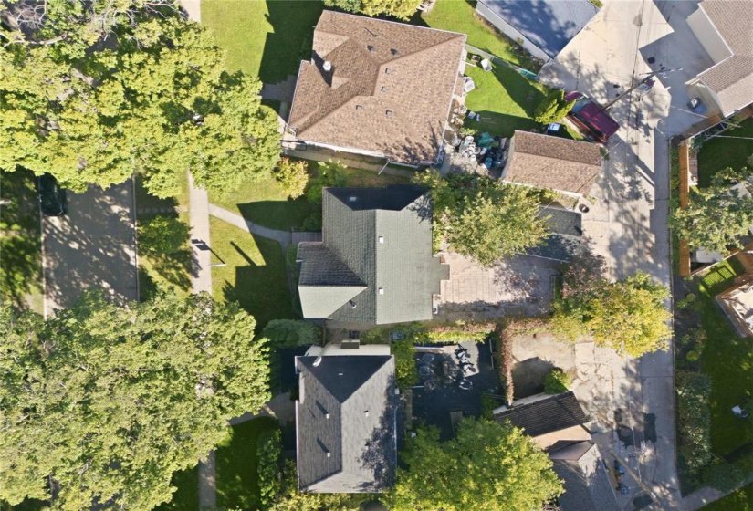 412 Cambridge, 2 Bedroom Bedrooms, 10 Room Rooms,2 BathroomBathrooms,Residential,For Sale,Cambridge,0