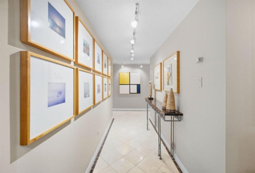 200 Tuxedo, 1 Bedroom Bedrooms, 8 Room Rooms,2 BathroomBathrooms,Condominium,For Sale,Tuxedo,0