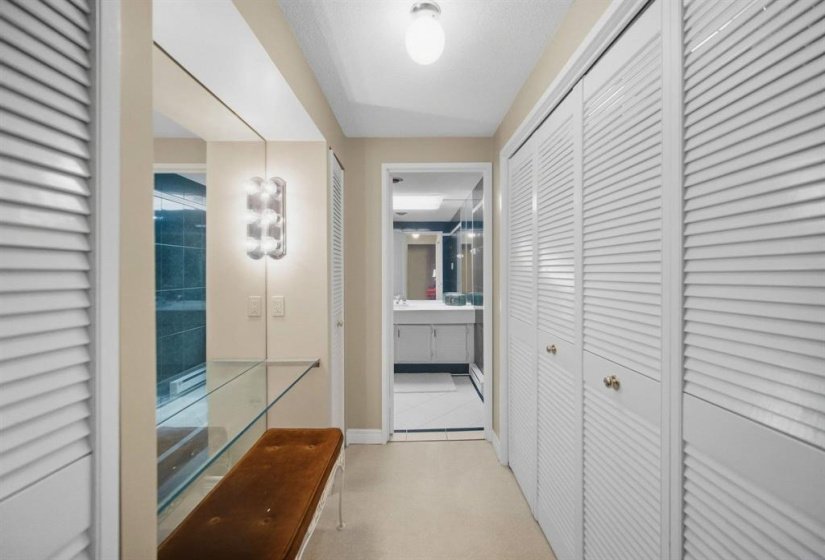 200 Tuxedo, 1 Bedroom Bedrooms, 8 Room Rooms,2 BathroomBathrooms,Condominium,For Sale,Tuxedo,0