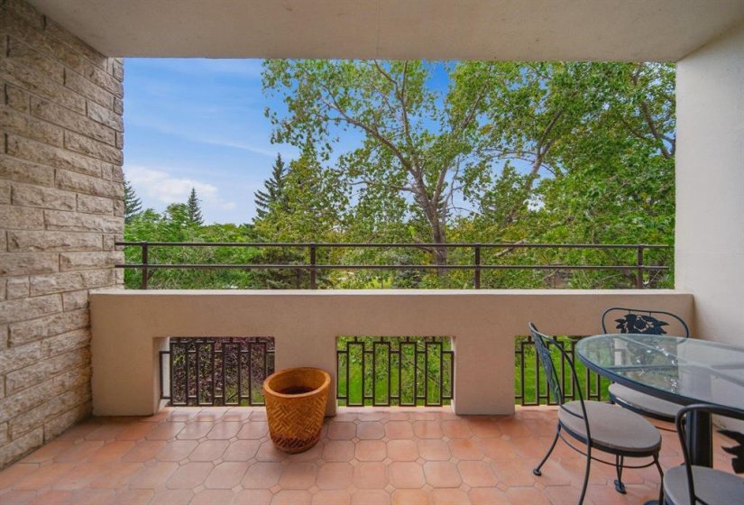 200 Tuxedo, 1 Bedroom Bedrooms, 8 Room Rooms,2 BathroomBathrooms,Condominium,For Sale,Tuxedo,0