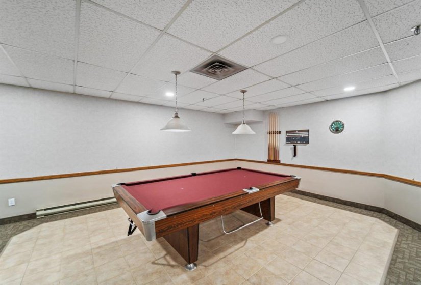 200 Tuxedo, 1 Bedroom Bedrooms, 8 Room Rooms,2 BathroomBathrooms,Condominium,For Sale,Tuxedo,0