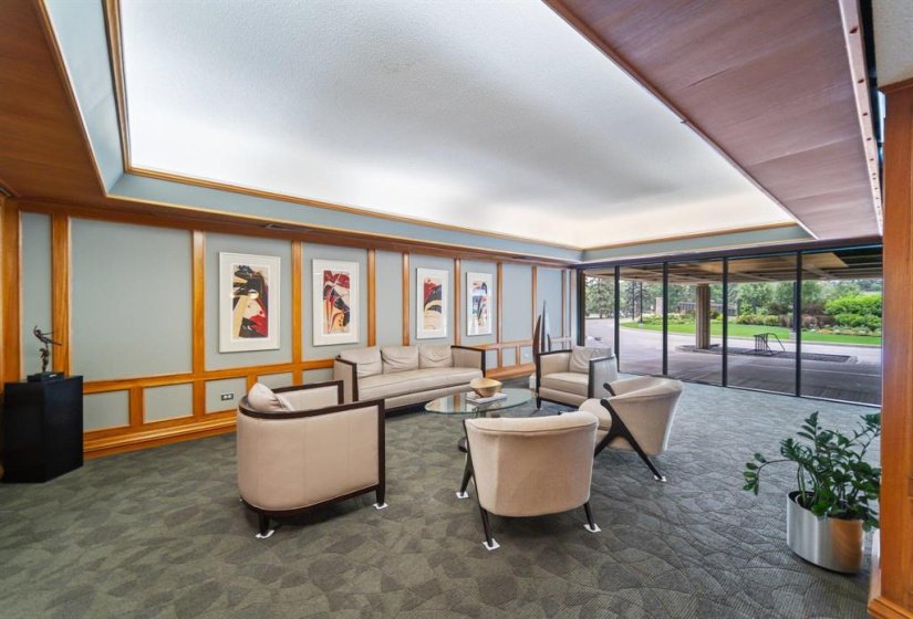 200 Tuxedo, 1 Bedroom Bedrooms, 8 Room Rooms,2 BathroomBathrooms,Condominium,For Sale,Tuxedo,0