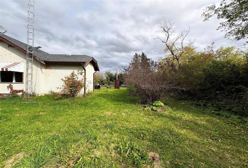 81121 ROAD 32E, 3 Bedroom Bedrooms, 9 Room Rooms,1 BathroomBathrooms,Residential,For Sale,ROAD 32E,0