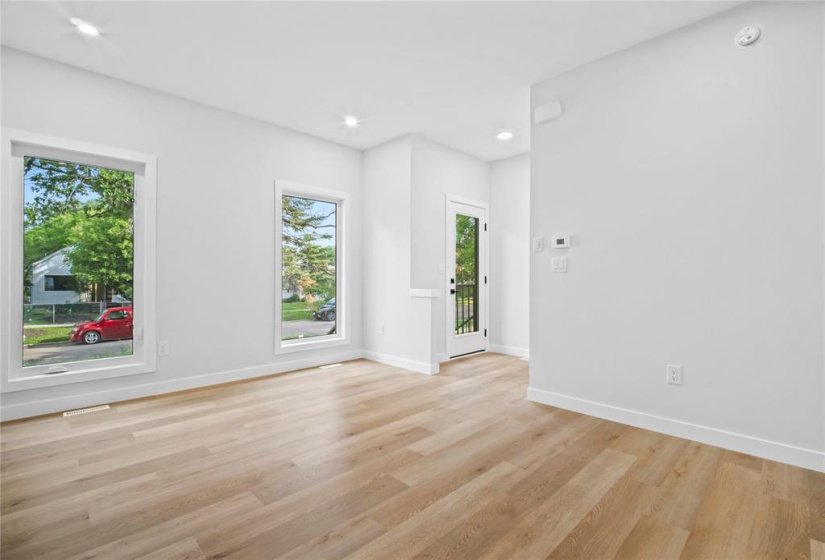 396 Union, 5 Bedroom Bedrooms, 15 Room Rooms,3 BathroomBathrooms,Residential,For Sale,Union,0