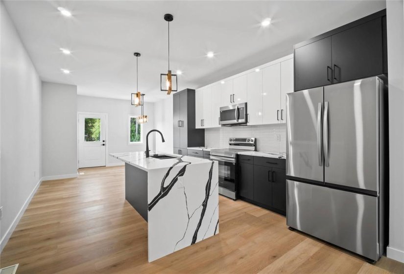 396 Union, 5 Bedroom Bedrooms, 15 Room Rooms,3 BathroomBathrooms,Residential,For Sale,Union,0