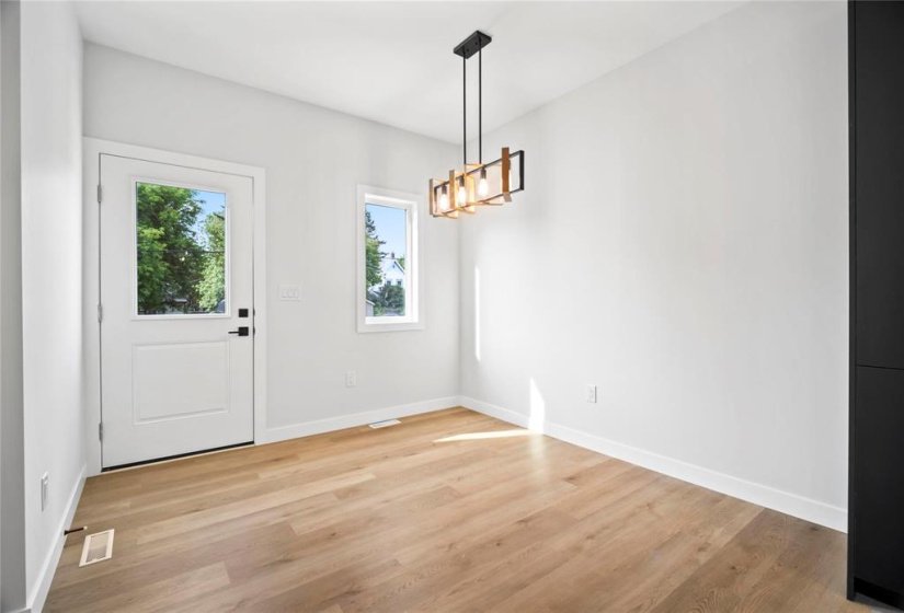 396 Union, 5 Bedroom Bedrooms, 15 Room Rooms,3 BathroomBathrooms,Residential,For Sale,Union,0