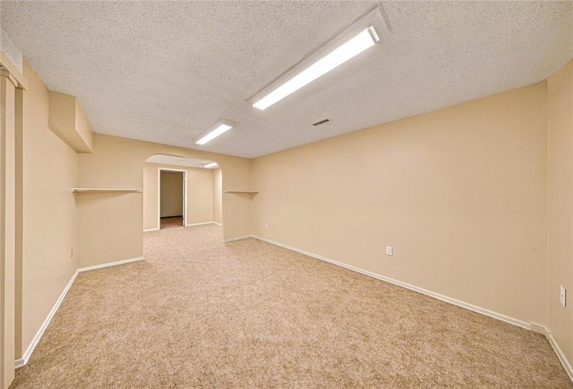 66 Meighen, 3 Bedroom Bedrooms, 12 Room Rooms,1 BathroomBathrooms,Residential,For Sale,Meighen,0