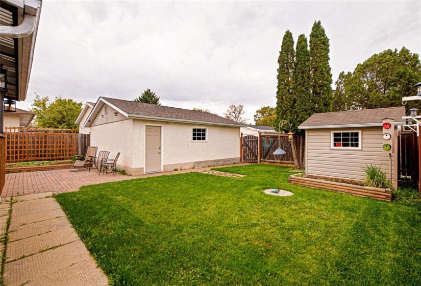 66 Meighen, 3 Bedroom Bedrooms, 12 Room Rooms,1 BathroomBathrooms,Residential,For Sale,Meighen,0