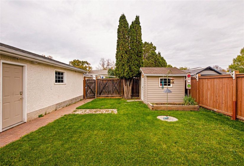 66 Meighen, 3 Bedroom Bedrooms, 12 Room Rooms,1 BathroomBathrooms,Residential,For Sale,Meighen,0