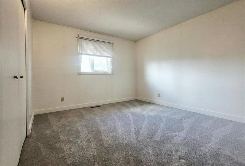 27 Olford, 3 Bedroom Bedrooms, 14 Room Rooms,2 BathroomBathrooms,Residential,For Sale,Olford,0