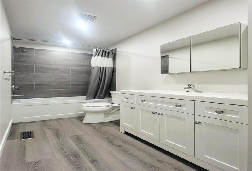 27 Olford, 3 Bedroom Bedrooms, 14 Room Rooms,2 BathroomBathrooms,Residential,For Sale,Olford,0