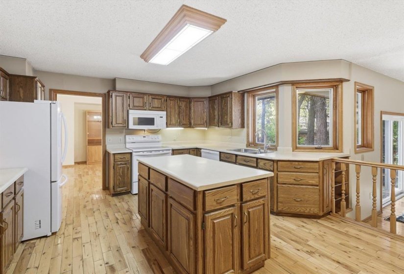 66 Stoneham, 3 Bedroom Bedrooms, 10 Room Rooms,2 BathroomBathrooms,Residential,For Sale,Stoneham,0