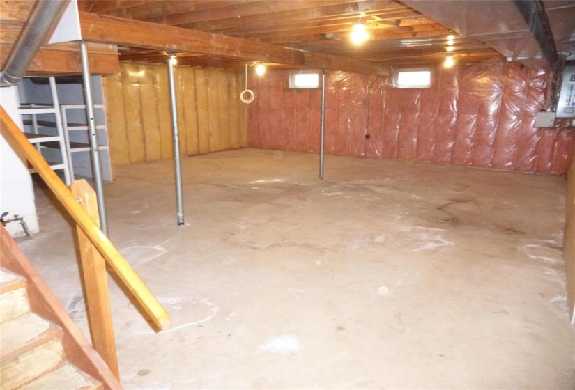 66 Stoneham, 3 Bedroom Bedrooms, 10 Room Rooms,2 BathroomBathrooms,Residential,For Sale,Stoneham,0