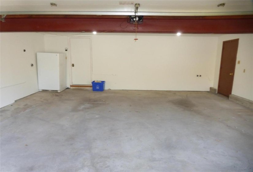 66 Stoneham, 3 Bedroom Bedrooms, 10 Room Rooms,2 BathroomBathrooms,Residential,For Sale,Stoneham,0