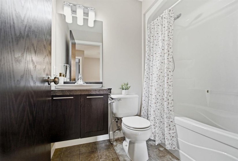 1290 Warde, 3 Bedroom Bedrooms, 10 Room Rooms,2 BathroomBathrooms,Condominium,For Sale,Warde,0