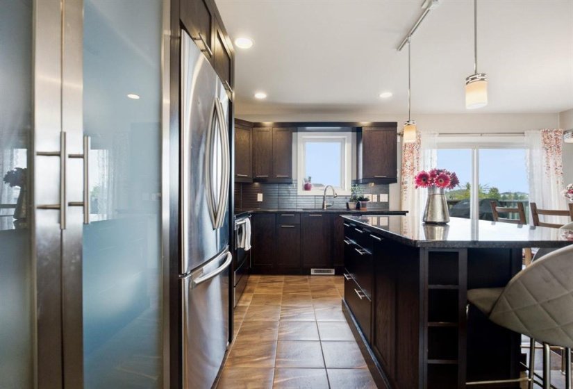 1290 Warde, 3 Bedroom Bedrooms, 10 Room Rooms,2 BathroomBathrooms,Condominium,For Sale,Warde,0